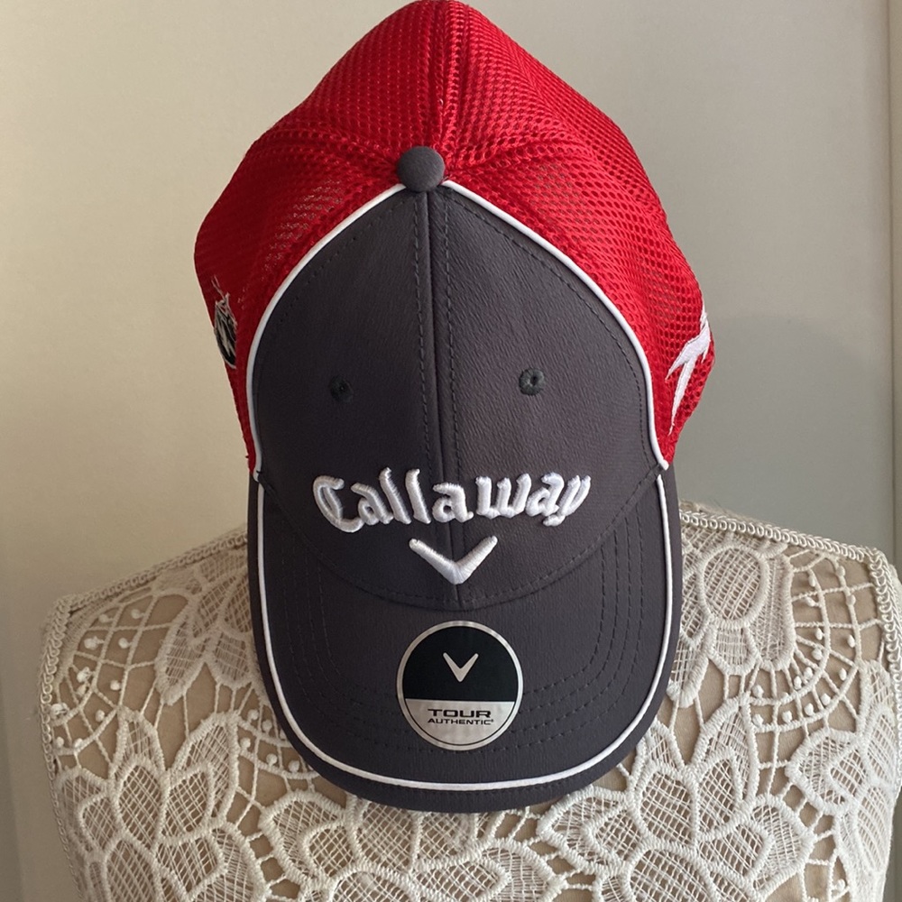 Callaway Golf Odyssey | XHOT | Bomb Crimson | Mesh Stretch | Fitted | Cap - Picture 10 of 13